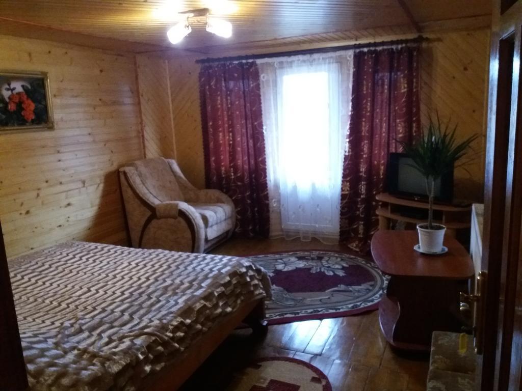 Bee House Hotel Bukovel Exterior photo