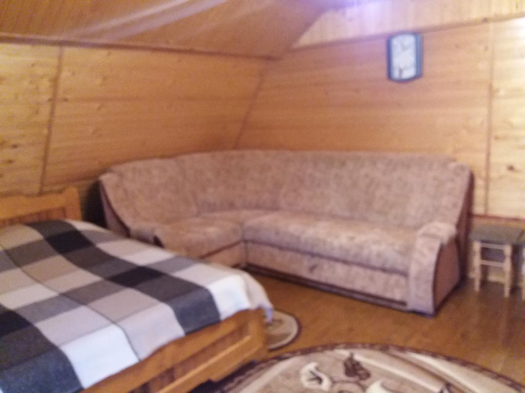 Bee House Hotel Bukovel Exterior photo